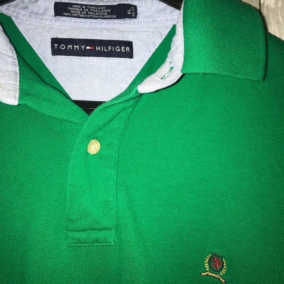 Tommy Hilfiger - Picture 2 of 3